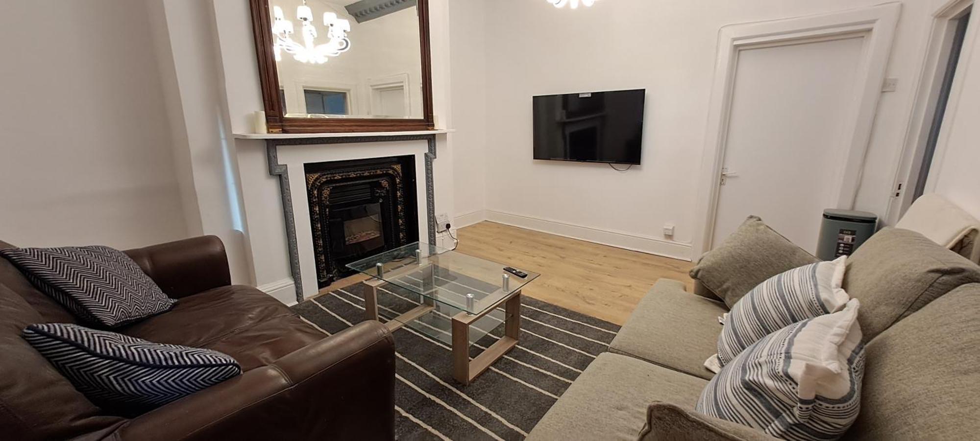 First Floor One Bed Apartment In Central West 런던 외부 사진