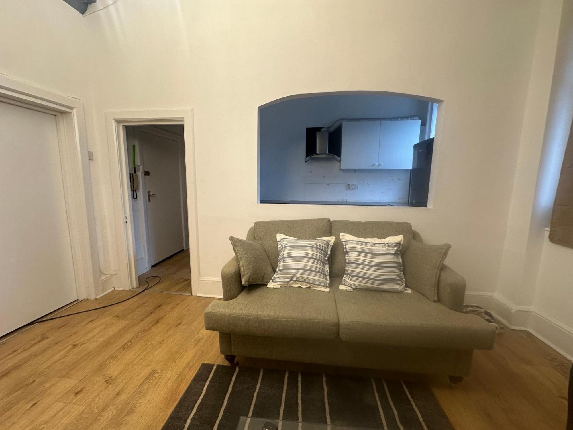 First Floor One Bed Apartment In Central West 런던 외부 사진